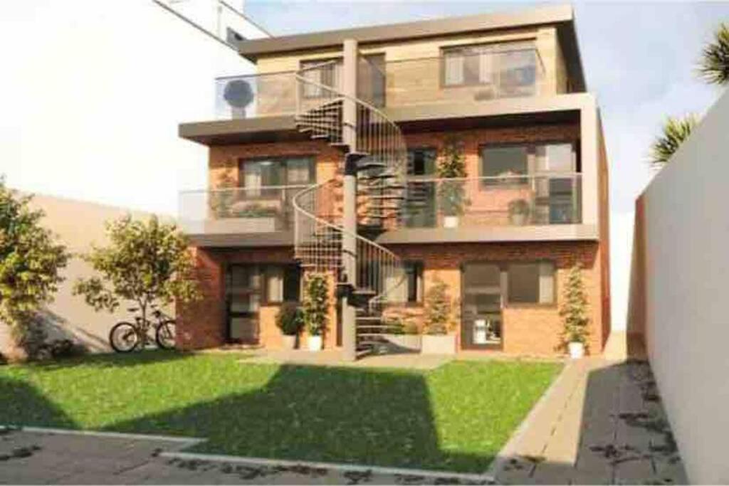 Bournemouth Nr Town Beach Train Coach Shops Lovely Entire Apartment Allows Quiet Good Dogs Bagian luar foto